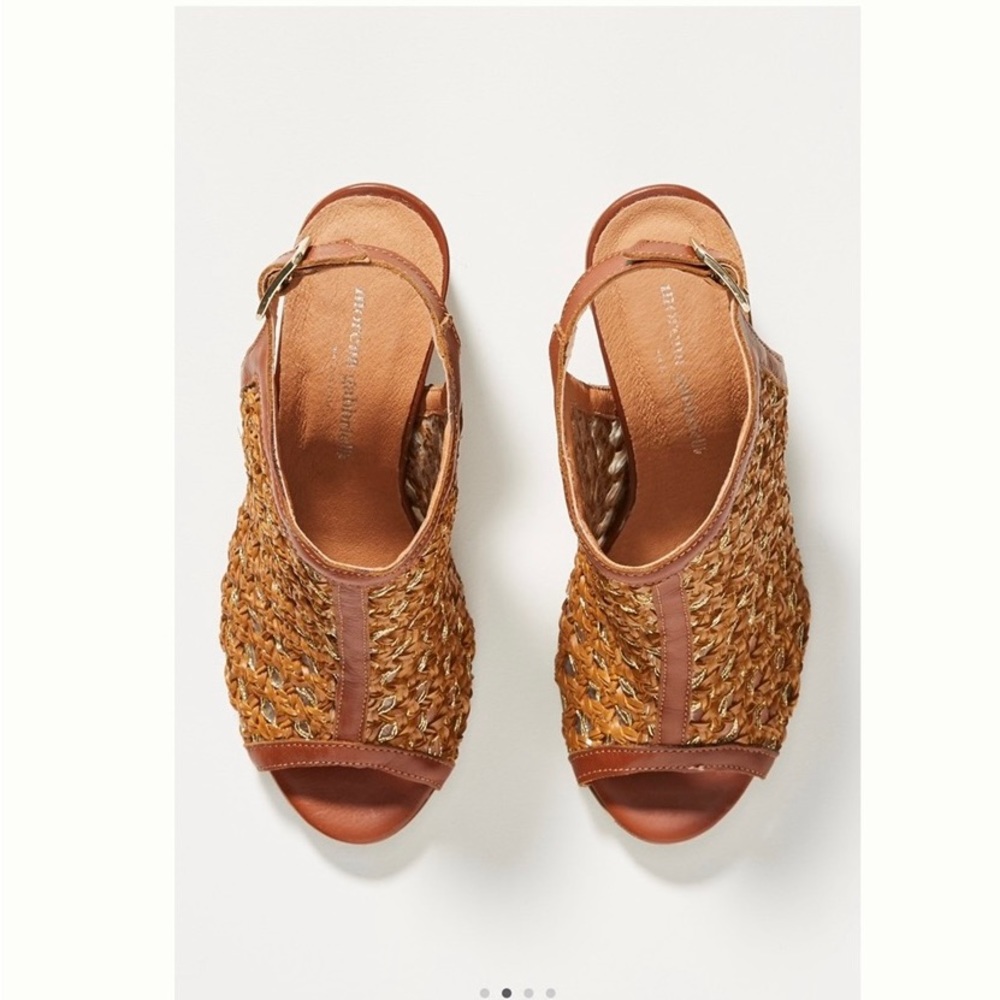 Anthropologie Morgan Gabbreilli leather gold mesh open toe shoes sandals
